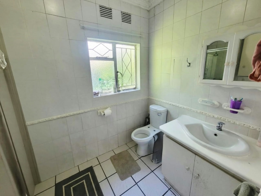 5 Bedroom Property for Sale in Suidrand Free State